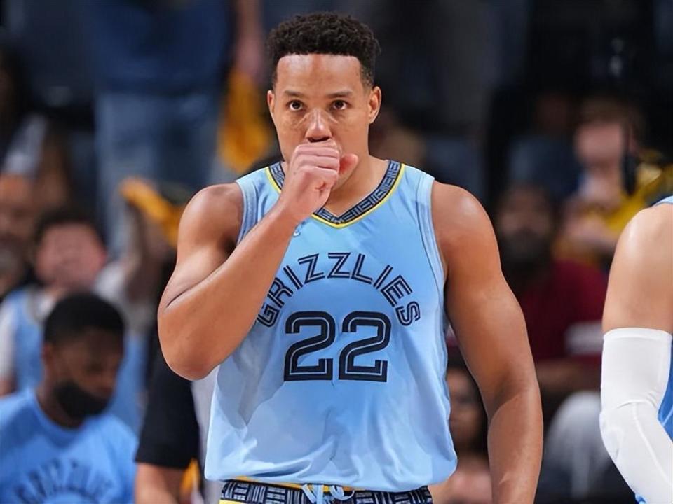 塔图姆新星刷新纪录表现突出，湖人前途光明！