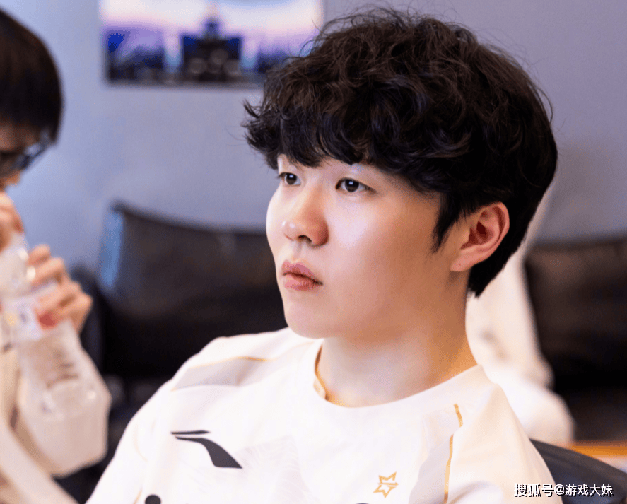 KAIYUN-Rookie在RNG比赛中高光表现，逆转引发热议！的简单介绍