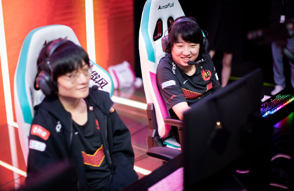 KAIYUN-Doinb爆冷击败雄鹿，突破纪录引爆全场！的简单介绍